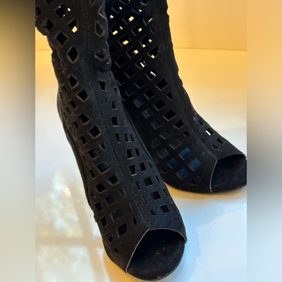 Black Mesh Over The Knee Boots, Cutouts, High Heel Boots size 8.5 - Picture 10 of 17